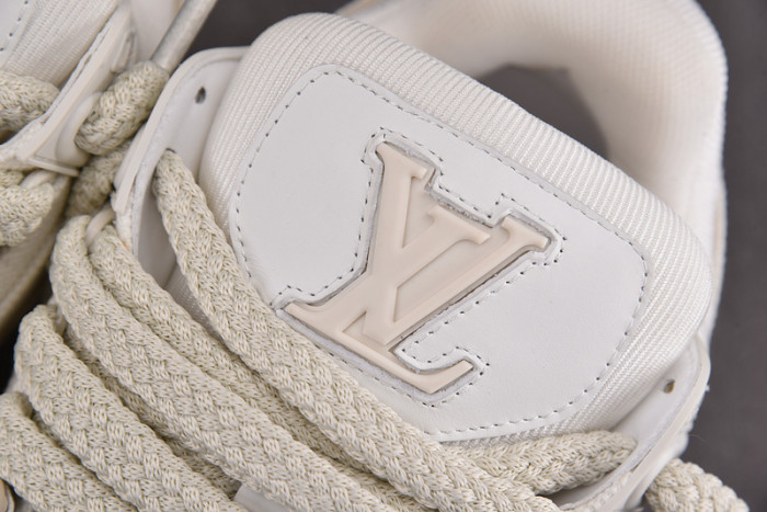 L&V snekaers  L0000113