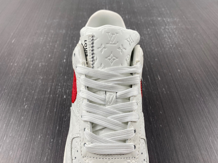 NIKE LOW AIR FORCE 1 X WHITE red