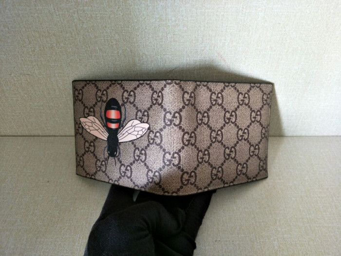GUCCI  WITH PLAID  BEE WALLETS