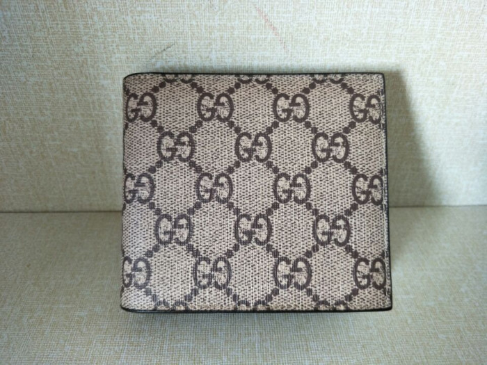 GUCCI  WITH PLAID  BEE WALLETS