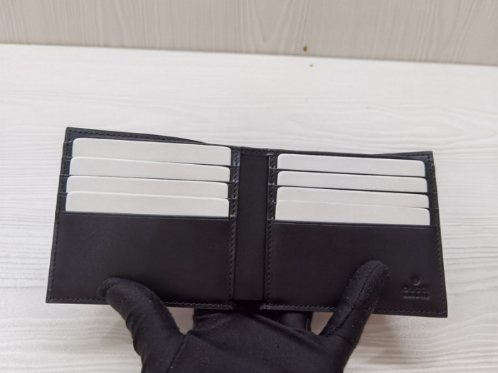 GUCCI  SNAKE  BLACK  WALLETS