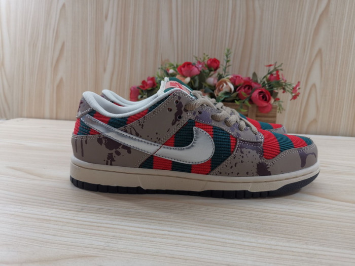 NIKE DUNK LOW PRO SB
