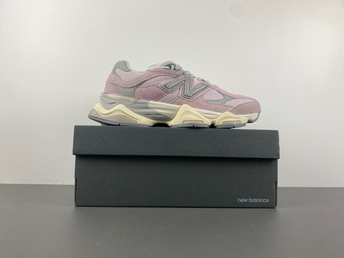 NEW BALANCE 9060  NB000042