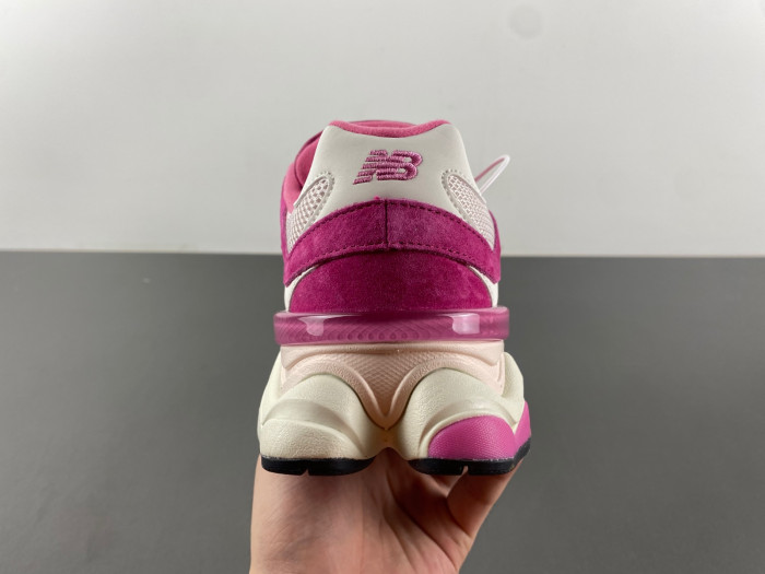 NEW BALANCE 9060  NB000044