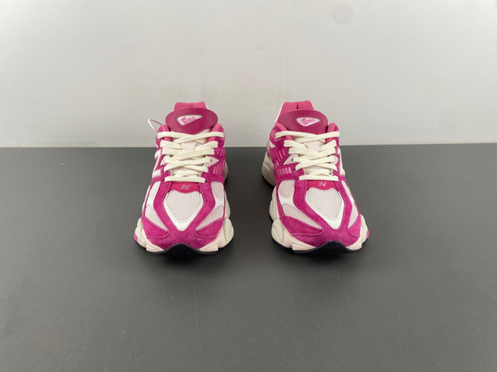 NEW BALANCE 9060  NB000044