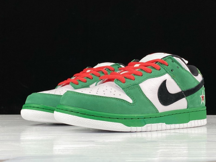 Nike dunk low sb heineken 304292-302